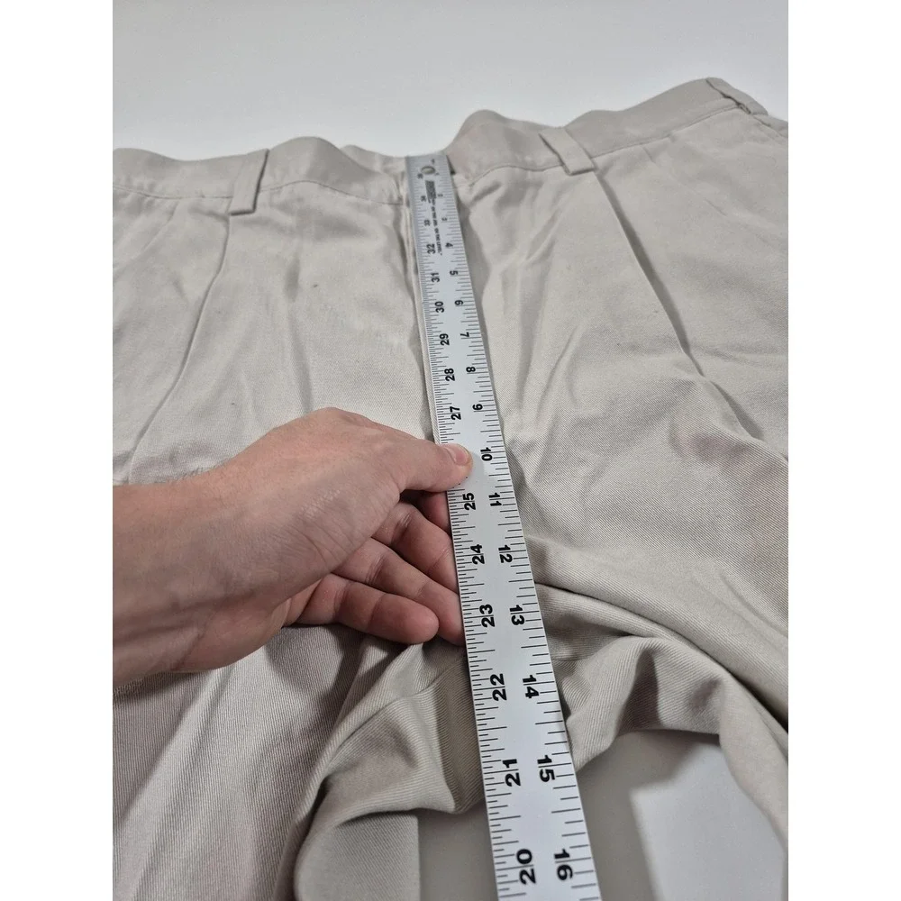 Tommy Hilfiger Tommy Khakis Pants Mens 42x32 Beige Pleated Wrinkle Resistant NWT